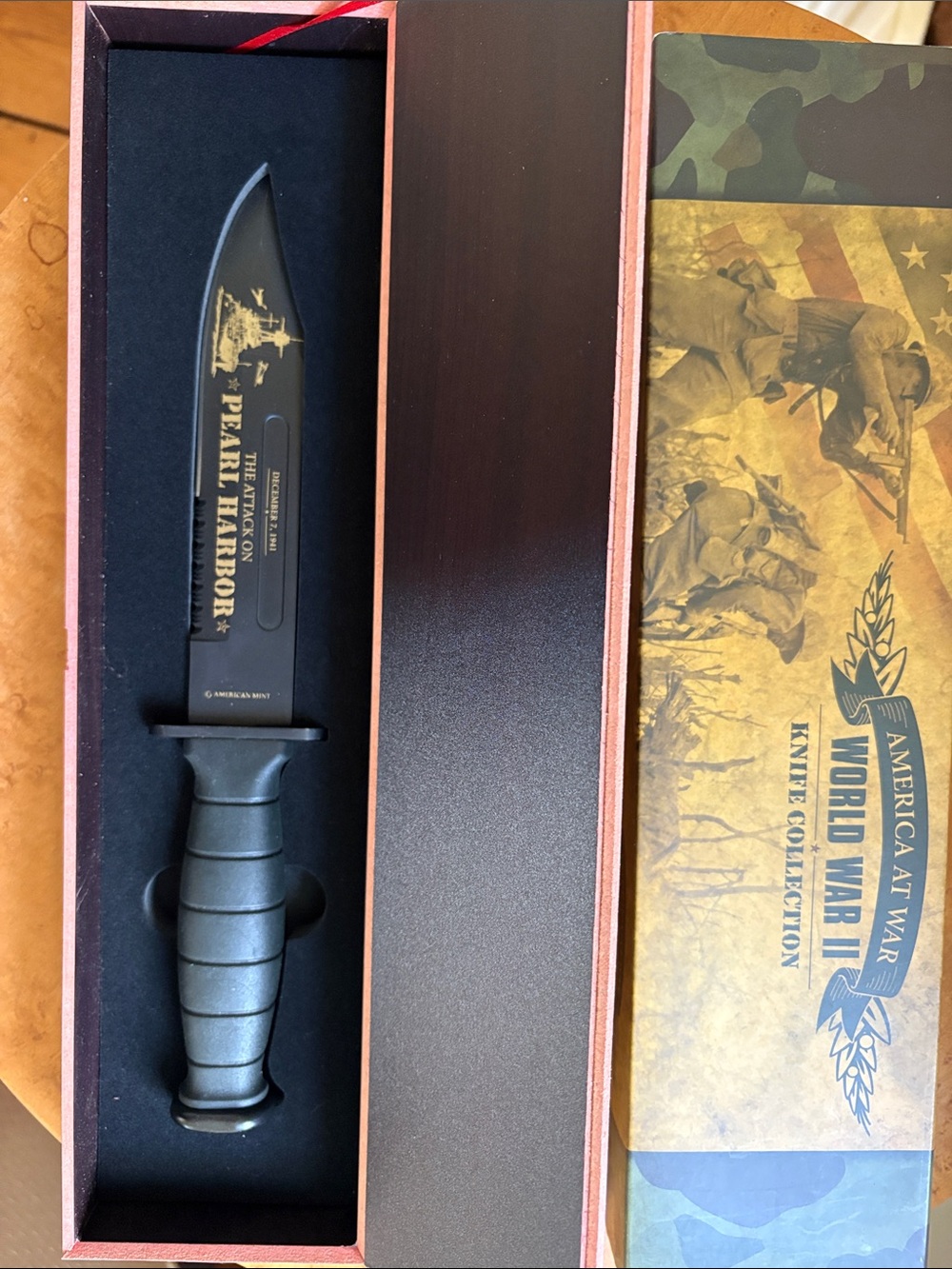 World War II Pearl Harbor Commemorative Tactical Knife - Black